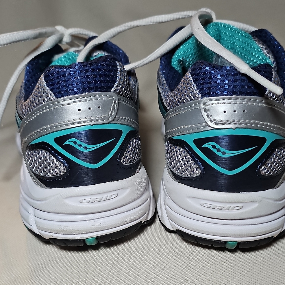 Saucony Womans Silver and Teal Sneakers - Picture 4 of 10